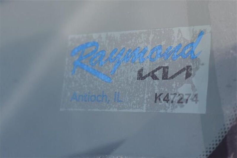 New 2025 Kia Niro EX TouringImage 35