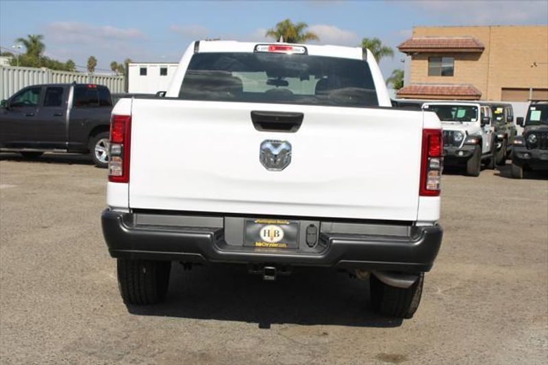 2024 RAM 1500 Tradesman Crew Cab 4x2Image 3