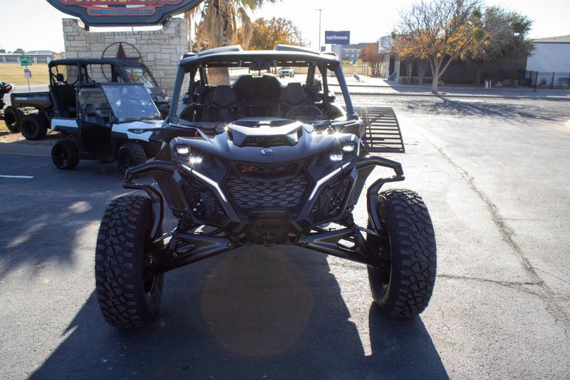 NEW 2026 CAN-AM MAVERICK R MAX X WITH SMARTSHOX 999T DCT Image 9