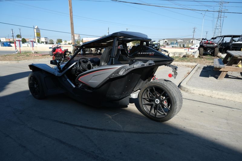 2017 Polaris SLINGSHOT SLR TURBO SILVERImage 9