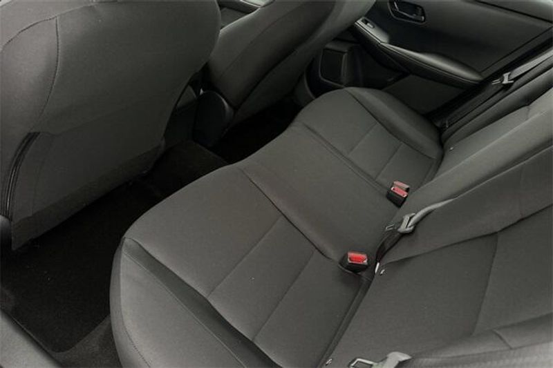 New 2025 Nissan Sentra SImage 9
