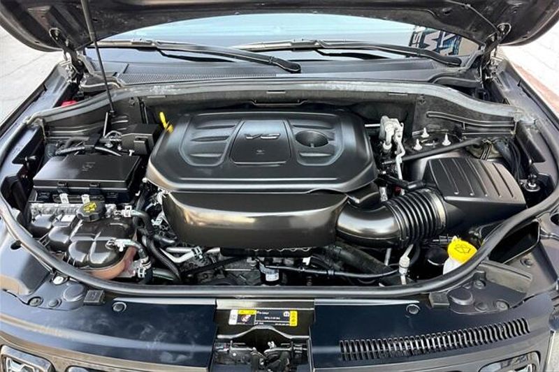 2021 Jeep Grand Cherokee Laredo XImage 9