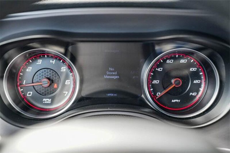 Used 2023 Dodge Charger SXTImage 23