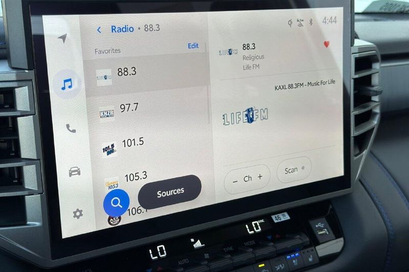 New 2026 Toyota Tundra Hybrid PlatinumImage 19