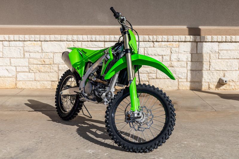 2025 Kawasaki KX250 LIME GREEN Image 1