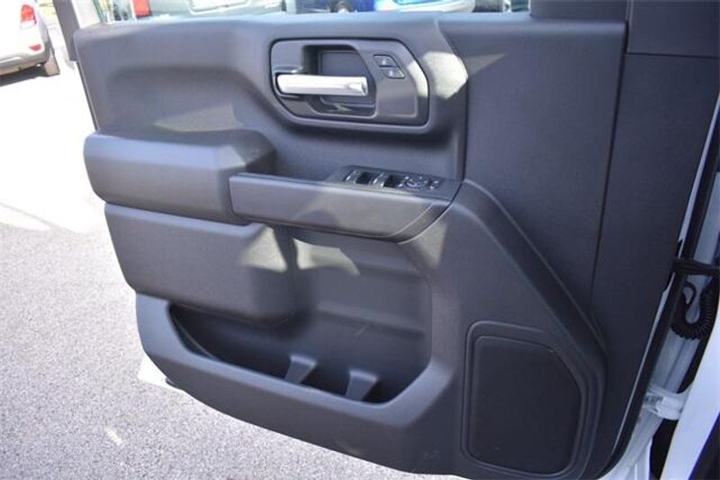 2025 Chevrolet Silverado 3500HD Work TruckImage 30