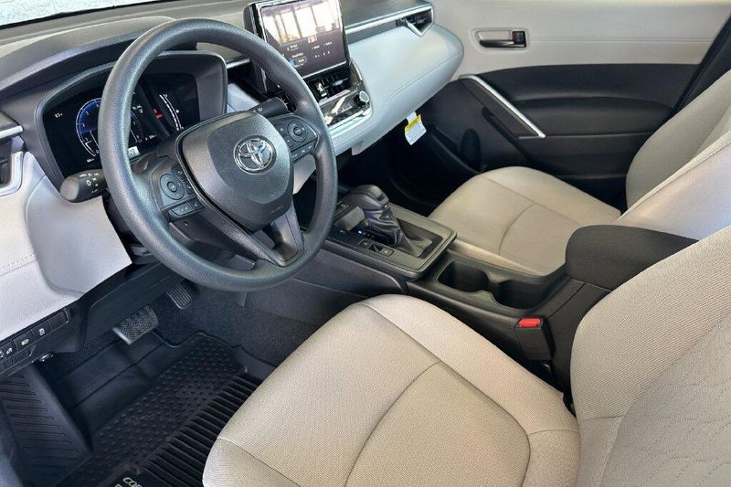 New 2026 Toyota Corolla Cross LImage 9