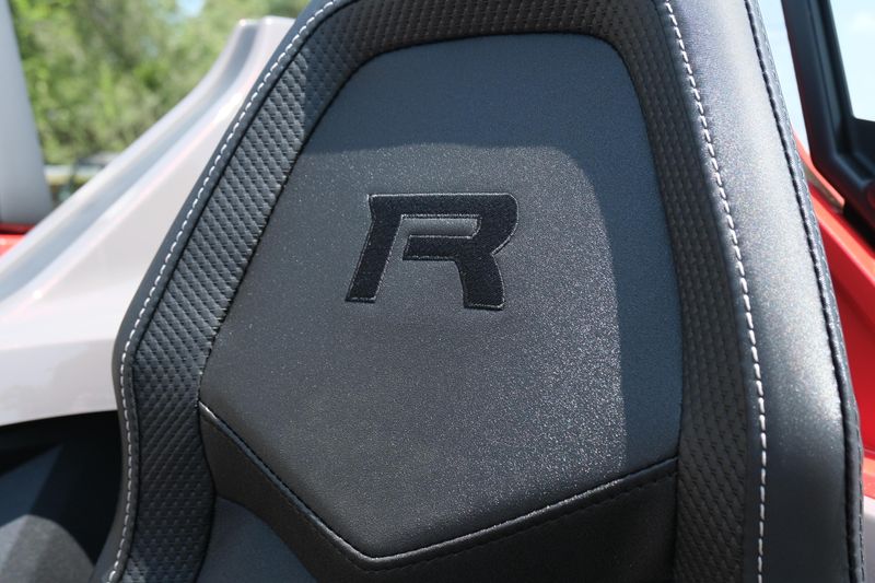 NEW 2026 POLARIS SLINGSHOT R AUTODRIVE Image 15