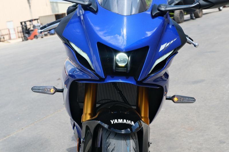 2025 Yamaha YZFR7 TEAM BLUE Image 24
