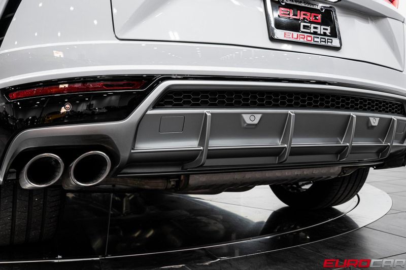 2021 Lamborghini Urus *PANORAMIC SUNROOF * FRONT PPF*Image 18