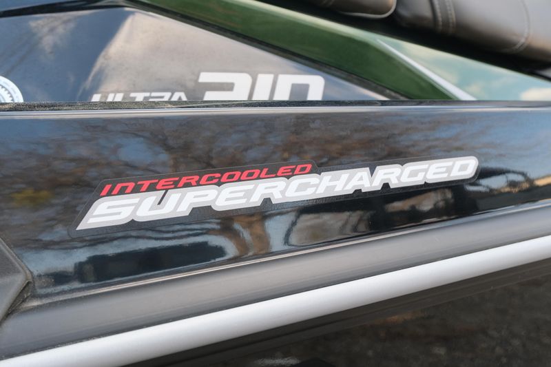 USED 2023 KAWASAKI JET SKI ULTRA 310LX Image 13