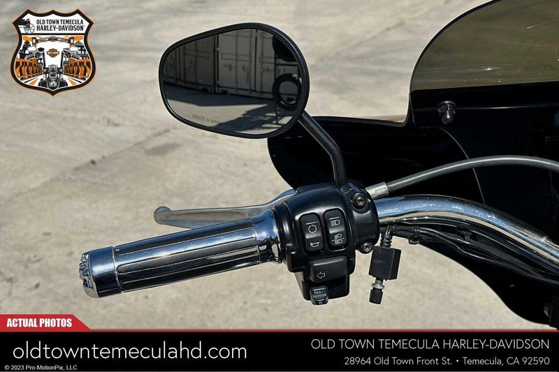 2016 Harley-Davidson Softail in a BLACK W/PINSTRIPE exterior color. BMW Motorcycles of Temecula – Southern California (951) 506-6903 bmwmotorcyclesoftemecula.com 