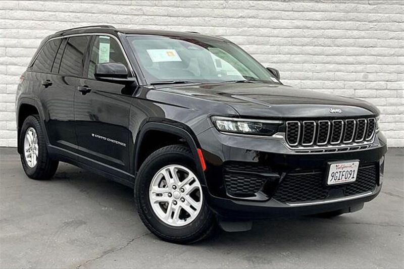 2023 Jeep Grand Cherokee LaredoImage 12