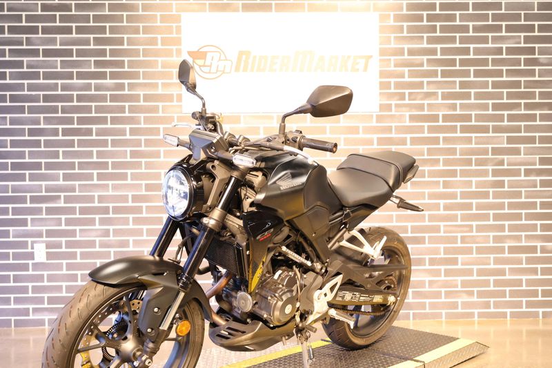 Used 2024 Honda CB300R ABS 
