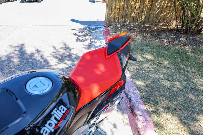 USED 2021 APRILIA TUONO V4 FACTORY Image 7