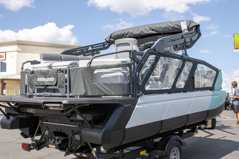 NEW 2026 SEADOO SWITCH SPORT 18 300HP TECH PACKAGE WITH PAINTED TRAILER Image 3
