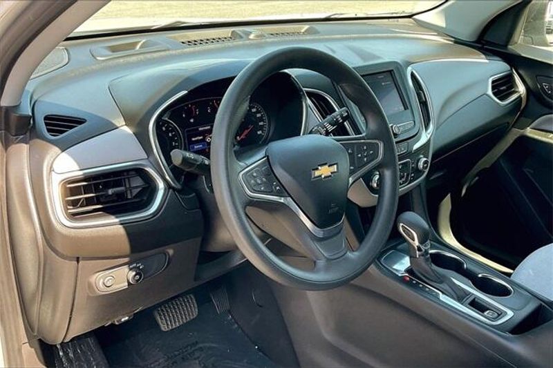 2022 Chevrolet Equinox LSImage 14