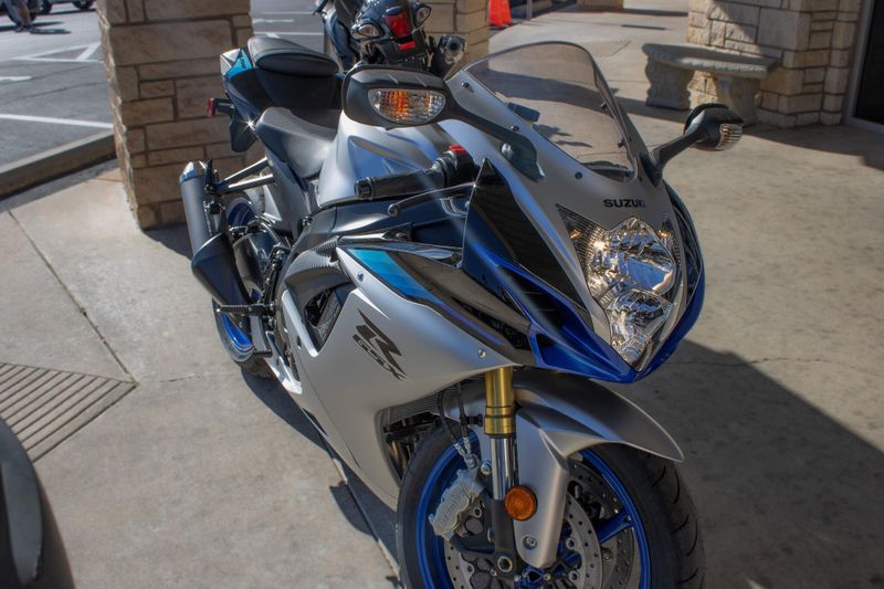 NEW 2026 SUZUKI GSXR750 Image 9