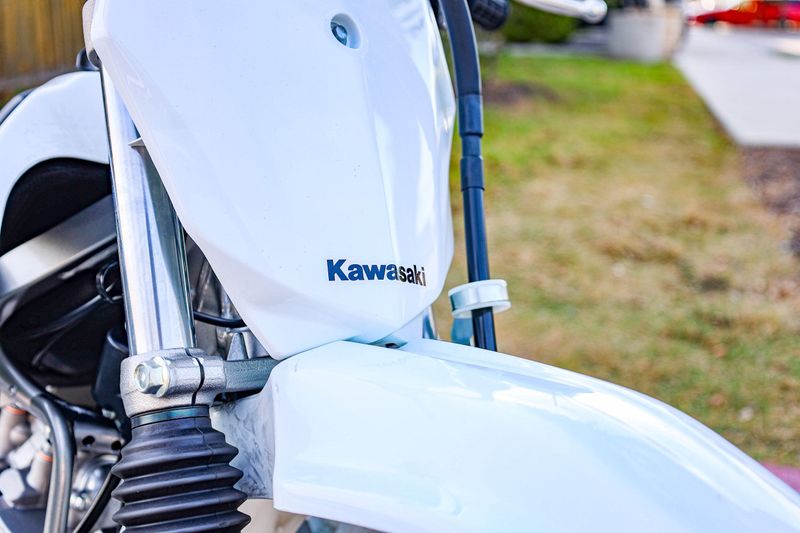NEW 2026 KAWASAKI KLX140R Image 2