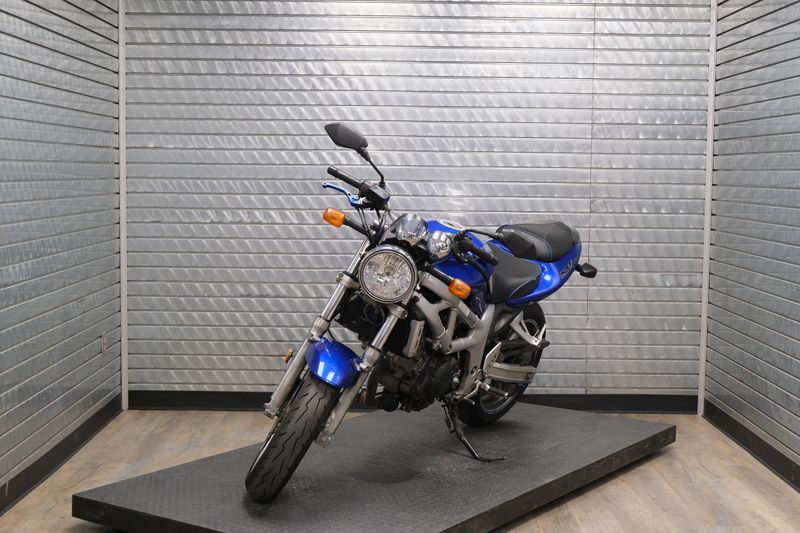USED 2001 SUZUKI SV650 Image 7
