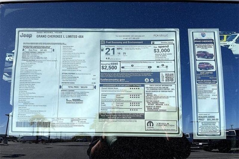 New 2025 Jeep Grand Cherokee L Limited 4x4Image 16
