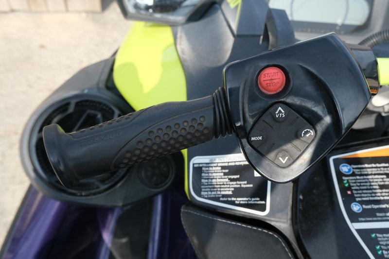 USED 2021 SEADOO PW RXPX 300 W SOUND Image 16