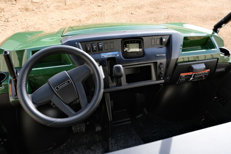 NEW 2026 KAWASAKI MULE PROFXT 820 EPS Image 23