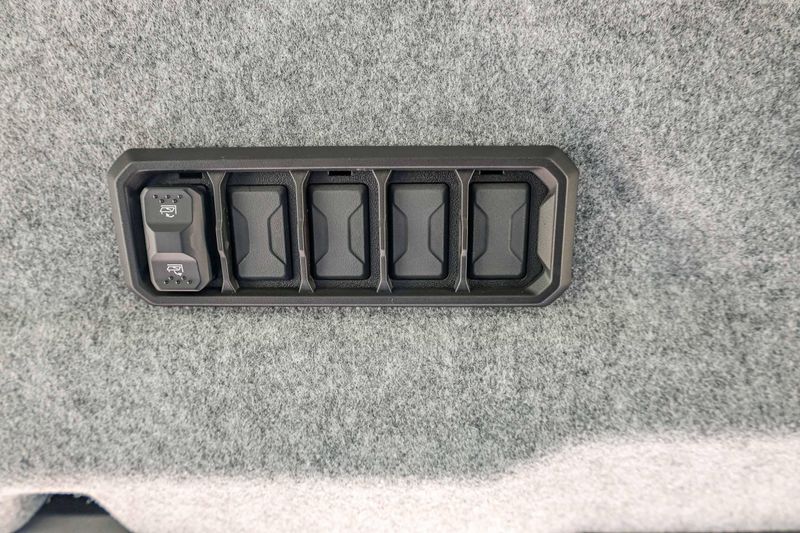 NEW 2026 CFMOTO UFORCE U10 XL PRO HIGHLAND Image 9