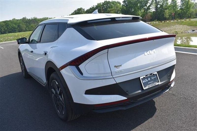 New 2025 Kia EV6 LightImage 5