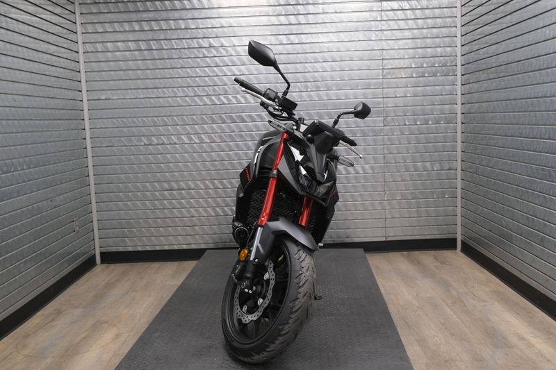 NEW 2026 HONDA CB750 HORNET E-CLUTCH Image 8