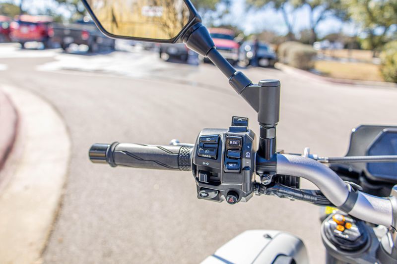 NEW 2026 YAMAHA MT10 Image 6