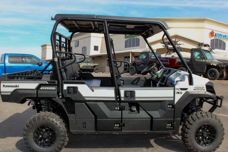 2025 Kawasaki MULE PROFXT 1000 LE ICE GRAYImage 11