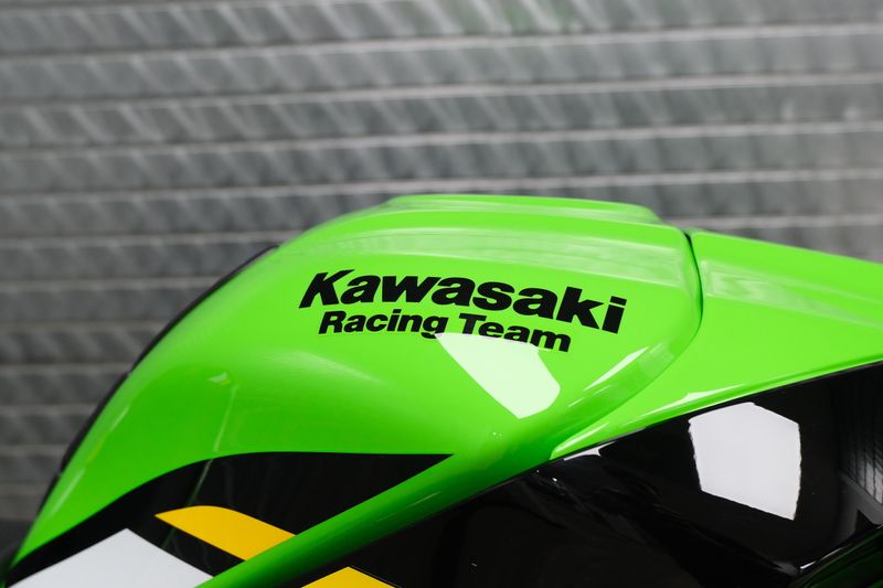 NEW 2025 KAWASAKI NINJA ZX10R KRT EDITION Image 17
