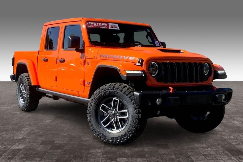 2025 Jeep Gladiator Mojave photo 2