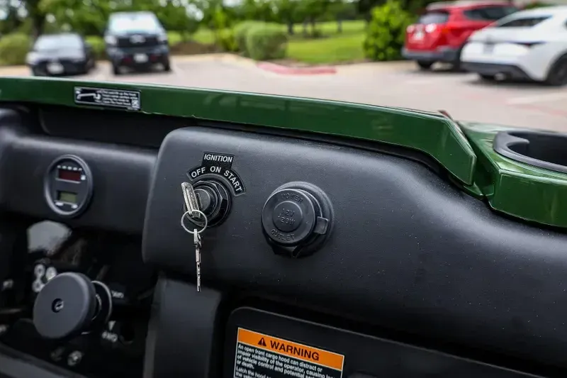 NEW 2026 KAWASAKI MULE 4010 TRANS4X4 Image 12