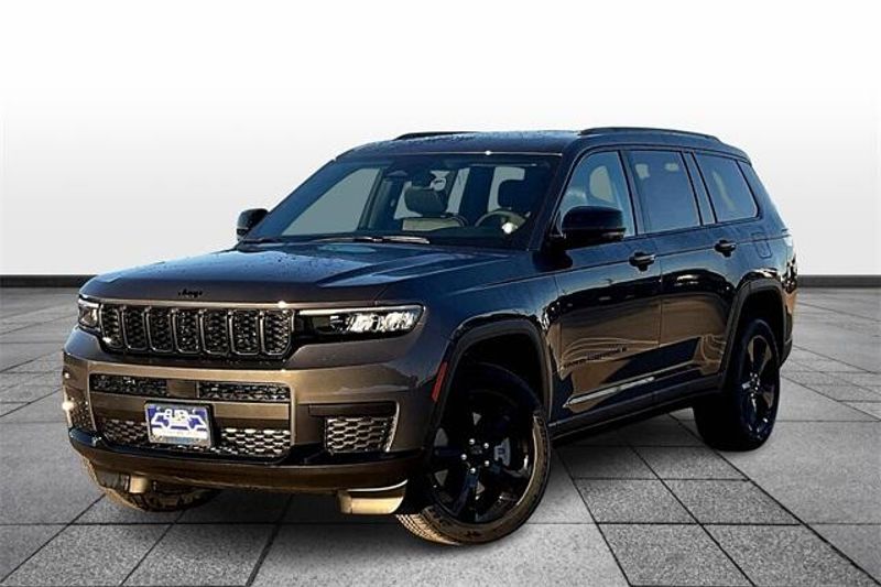 2025 Jeep Grand Cherokee L Altitude X 4x4Image 2