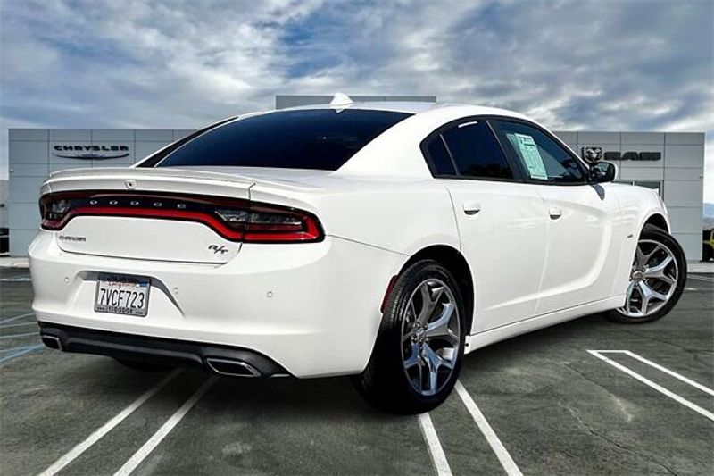 2016 Dodge Charger R/TImage 13