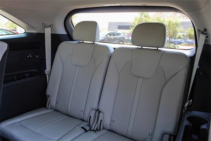 2025 Kia Sorento SImage 21