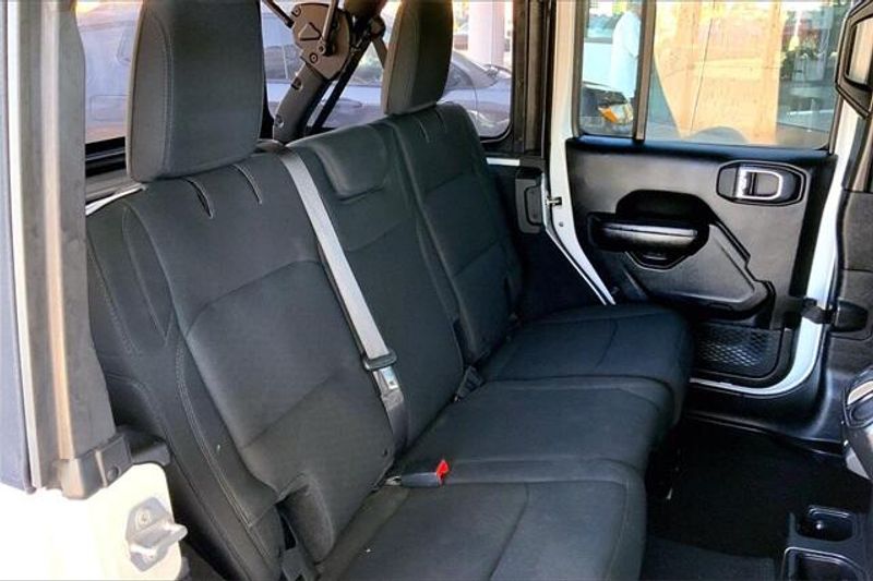 2018 Jeep Wrangler Unlimited Sport SImage 24