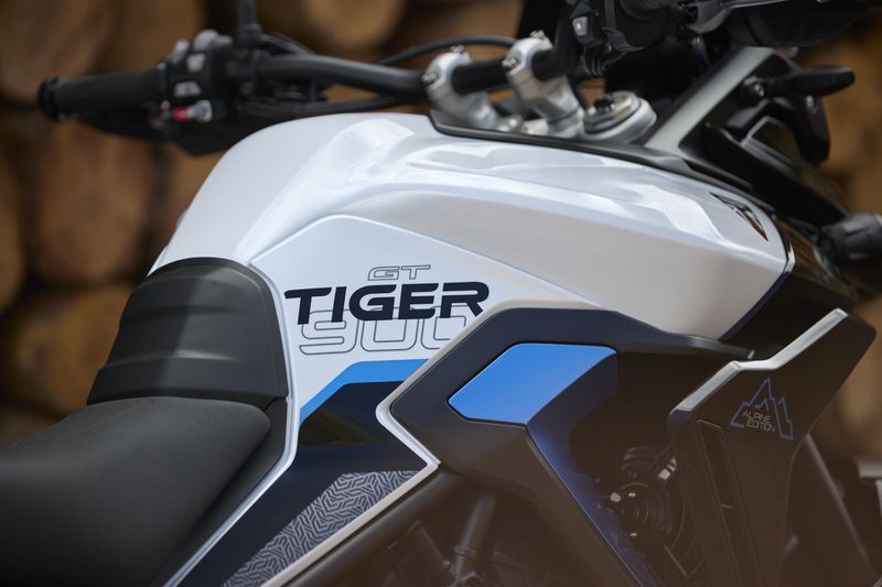 New 2026 Triumph TIGER 900 ALPINE EDITION 