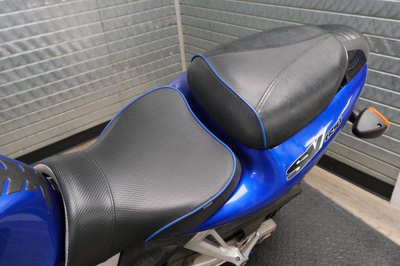 USED 2001 SUZUKI SV650 Image 17