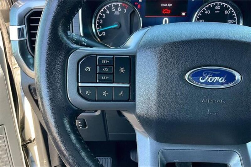 2022 Ford F-150 XLTImage 18