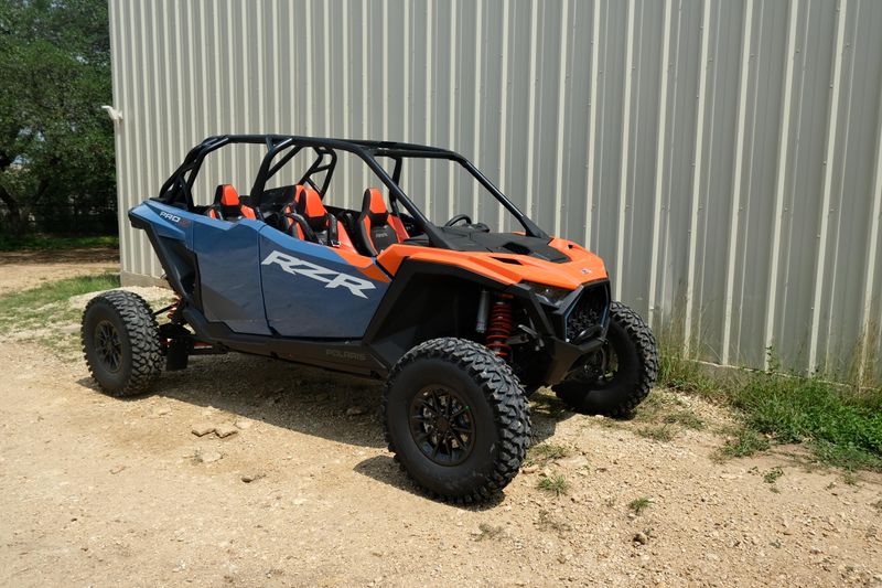 2025 Polaris RZR PRO S 4 PREMIUM ORANGE RUST AND ZENITH BLUE Image 1