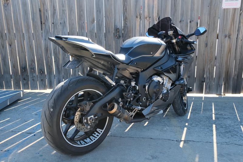 USED 2016 YAMAHA YZFR1 CA Image 3