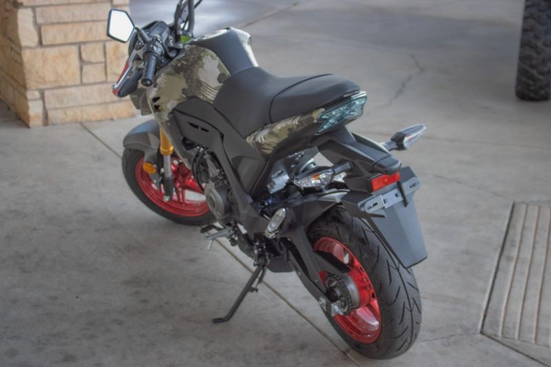 USED 2025 KAWASAKI Z 125 Image 3