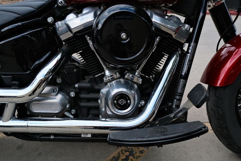 USED 2018 HARLEY SOFTAIL SLIM Image 15