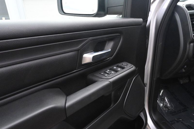 2025 RAM 1500 TradesmanImage 13