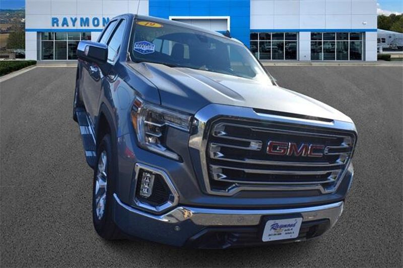 2019 GMC Sierra 1500 SLTImage 9