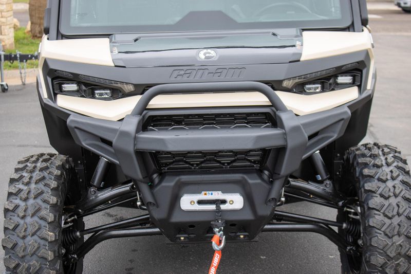 NEW 2026 CAN-AM DEFENDER LIMITED CAB HD11 Image 10