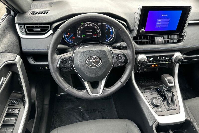 Used 2023 Toyota RAV4 Hybrid SEImage 13
